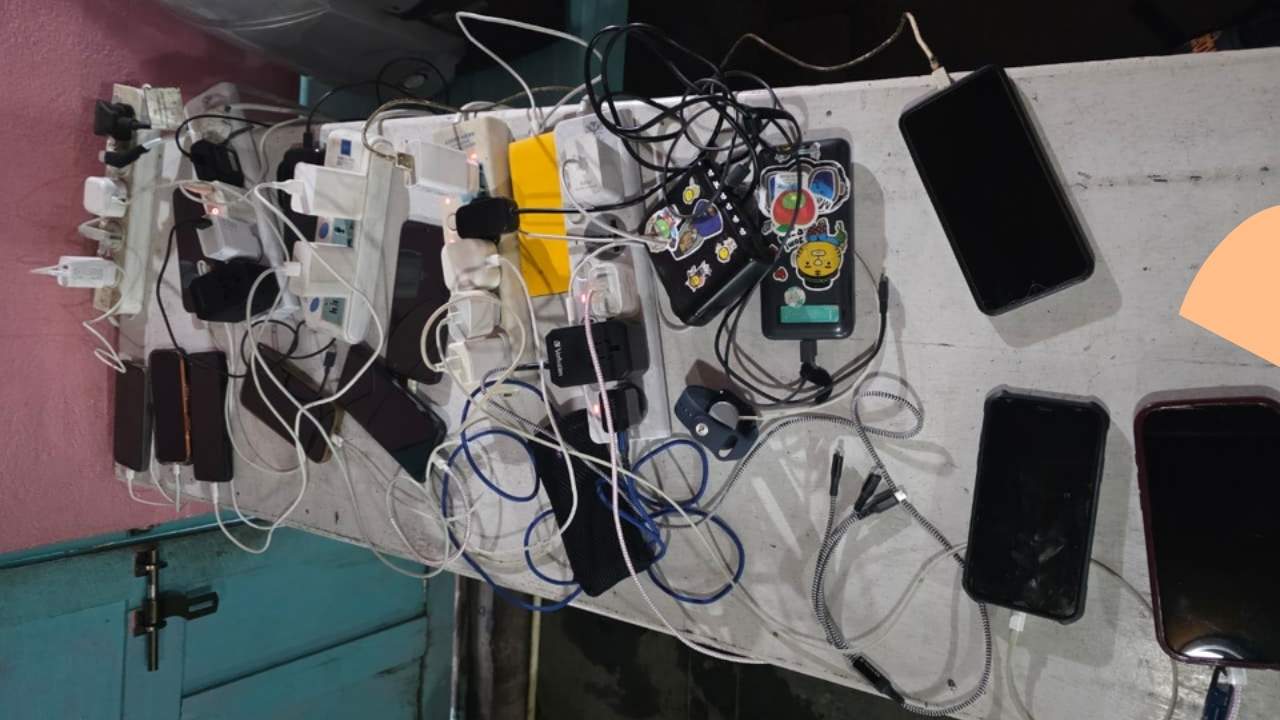 Internet, Wi-Fi and Charging on EBC Trek